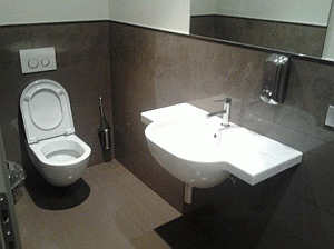 Bagno dell'associazione milanese restaurato